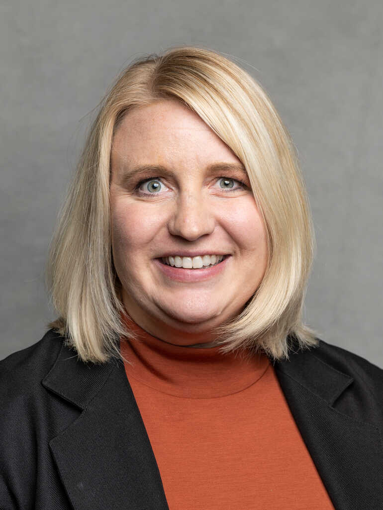 Dr. Laura Ingalsbe headshot